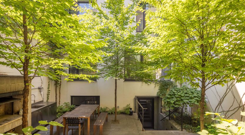 Photo of Brooklyn Romance