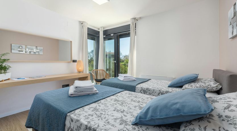 Photo of Mediterranean Ivory