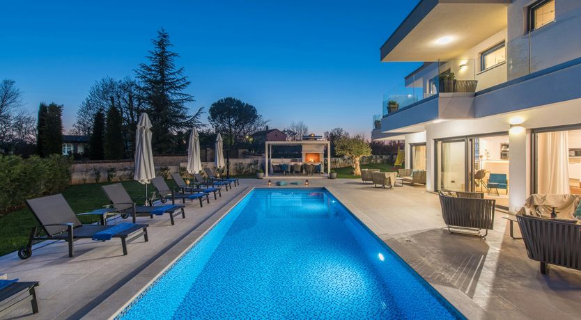 Photo of Mediterranean Ivory