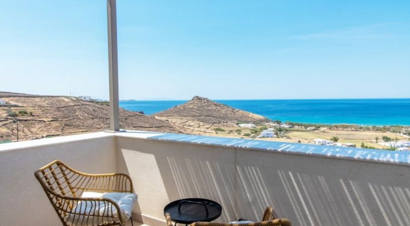 Photo of The Sea and the Shore