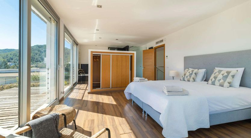 Photo of Golden Star Ash