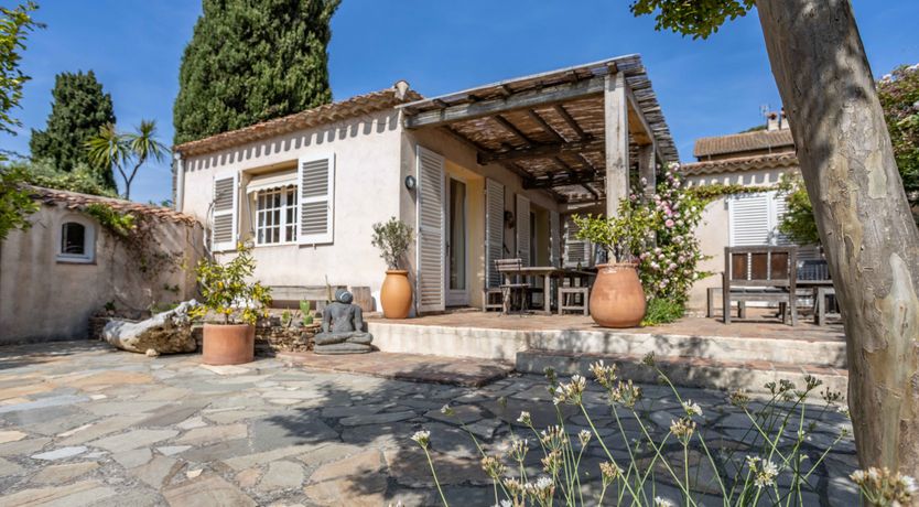 Photo of Shades of Beauty