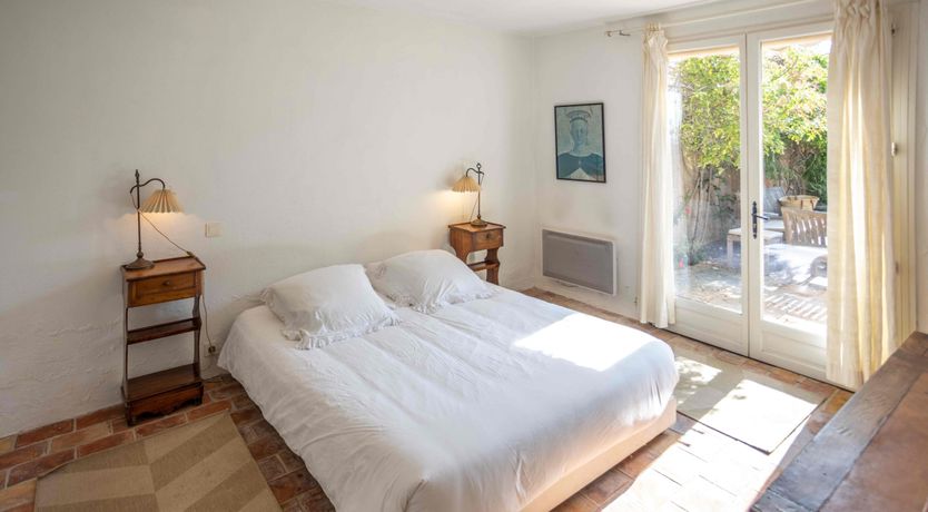 Photo of Shades of Beauty