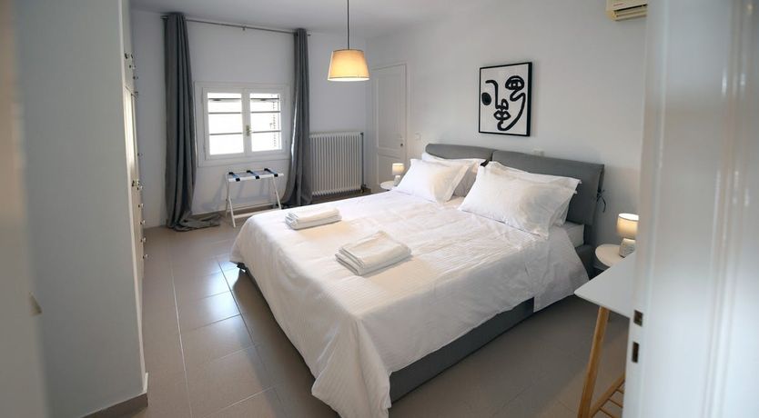 Photo of Paradise on the Island