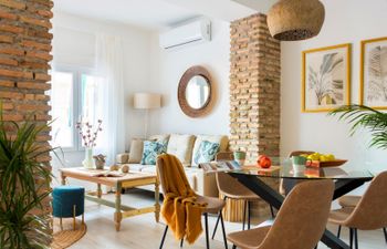 A Spanish Echo Apartment