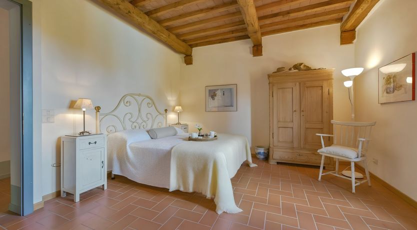 Photo of Vineyard's View