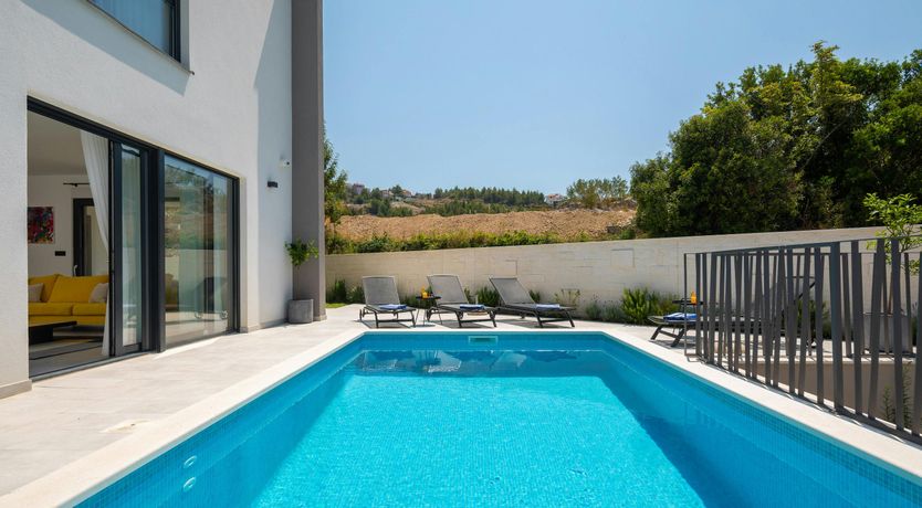 Photo of Faraway Island