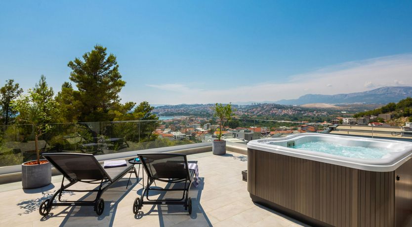 Photo of Faraway Island