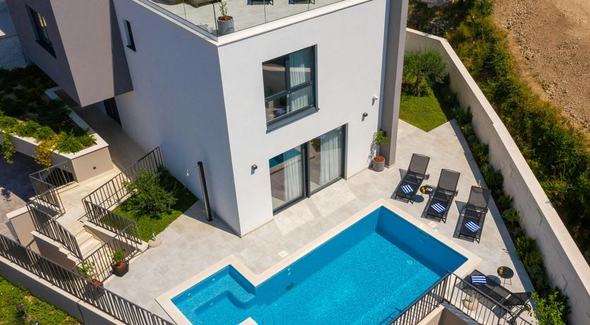 Photo of Faraway Island