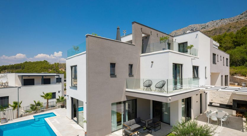 Photo of Faraway Island