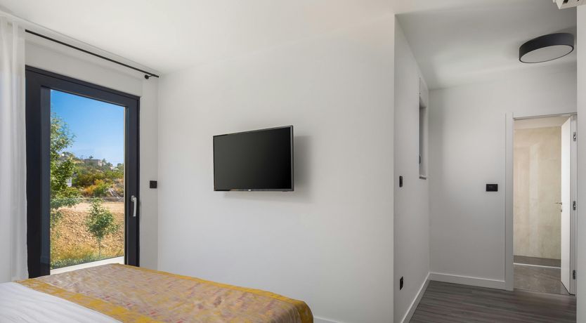 Photo of Faraway Island