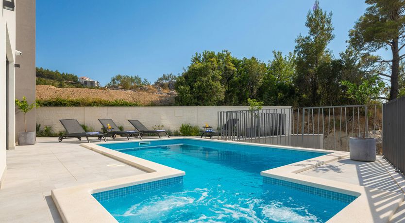 Photo of Faraway Island