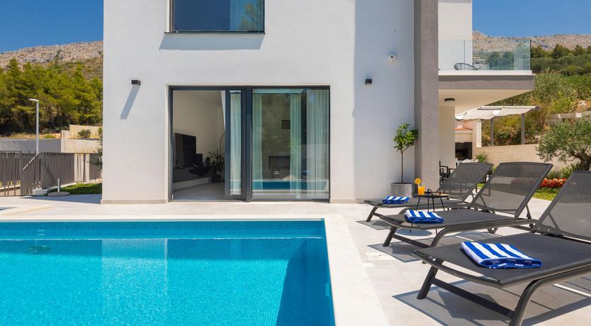 Photo of Faraway Island