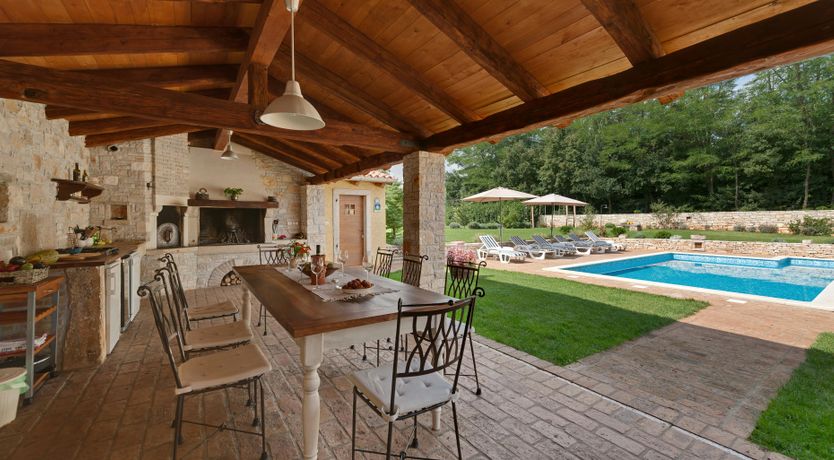 Photo of Marčana Marron