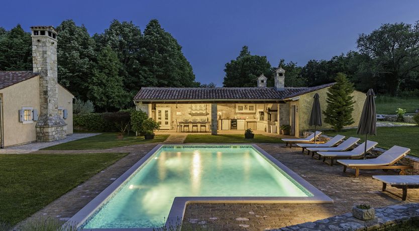 Photo of Marčana Marron