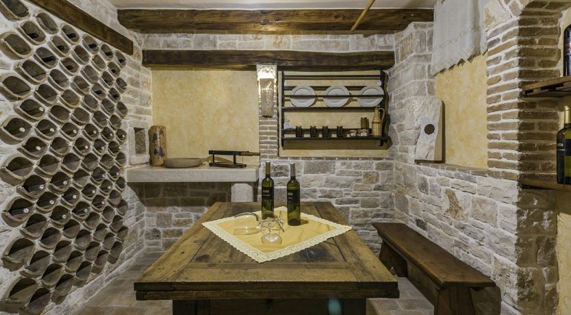 Photo of Marčana Marron