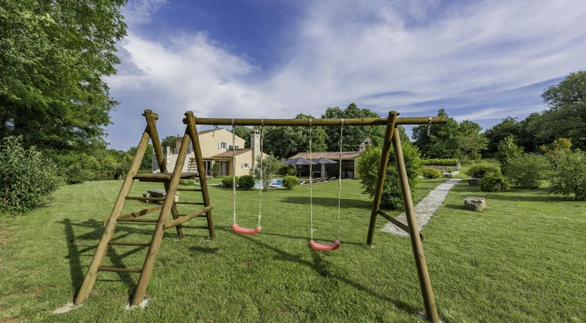 Photo of Marčana Marron