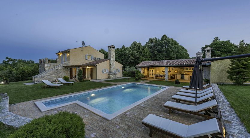 Photo of Marčana Marron