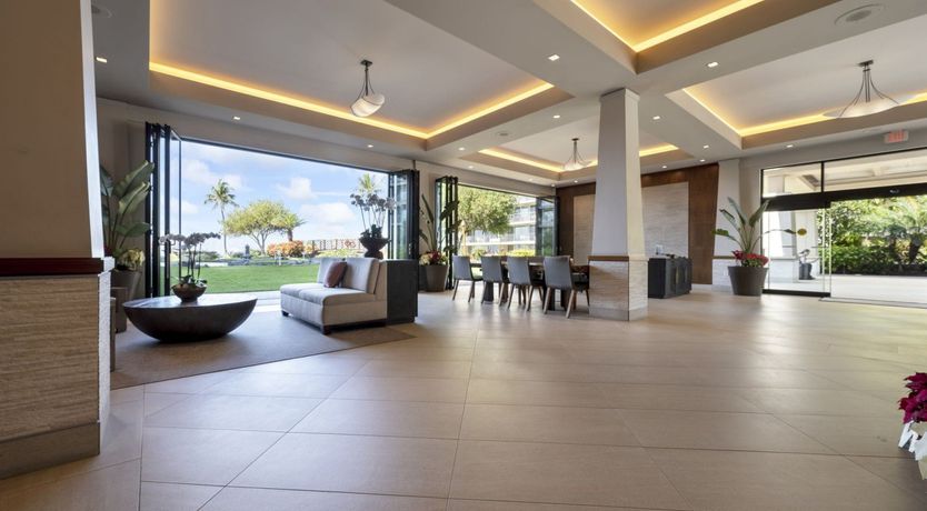 Photo of Pearl on the Pacific