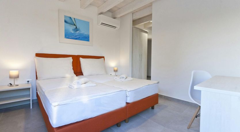 Photo of The Mountain's Rest