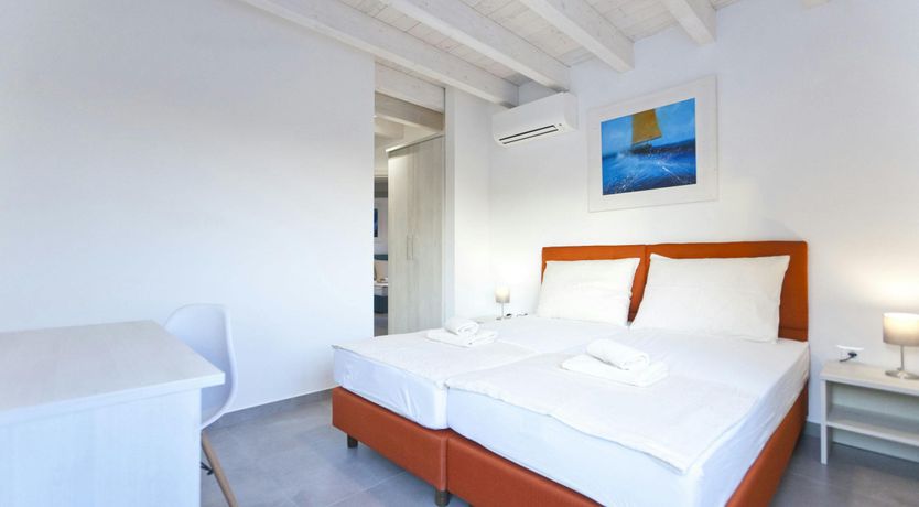 Photo of The Mountain's Rest