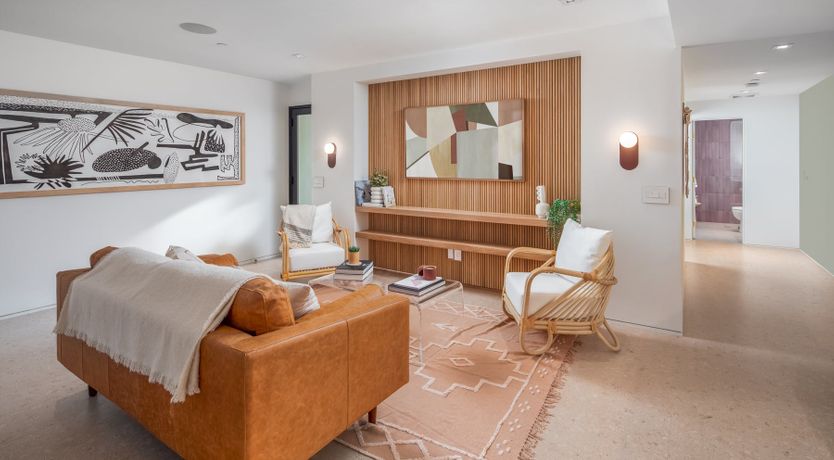 Photo of The Ocean Glimmer