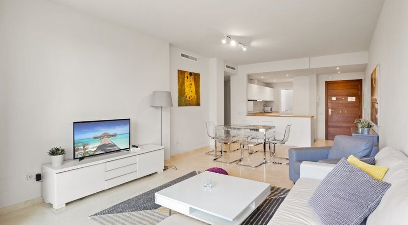 Photo of Calle Glamour