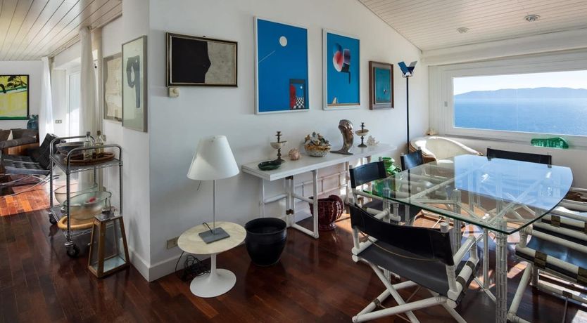 Photo of Tumbled Wood