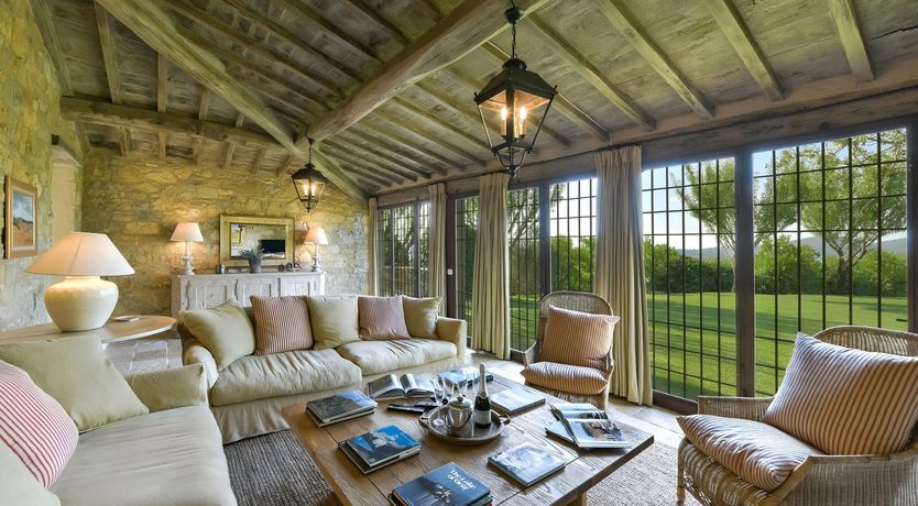 Photo of The Olive Tint