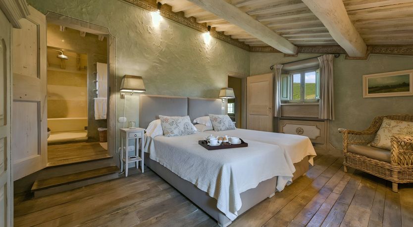 Photo of The Olive Tint