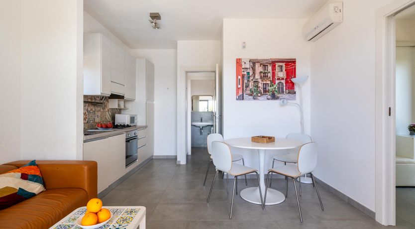 Photo of Noto & Lemons