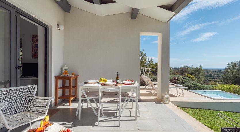 Photo of Noto & Lemons