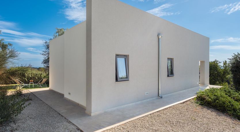 Photo of Noto & Lemons