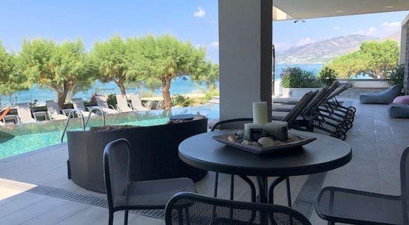 Photo of Moon Over Water