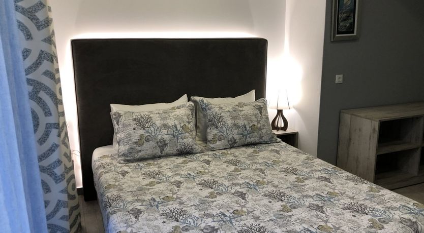 Photo of Moon Over Water