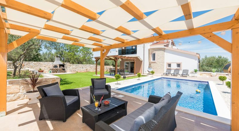 Photo of Lark's Song