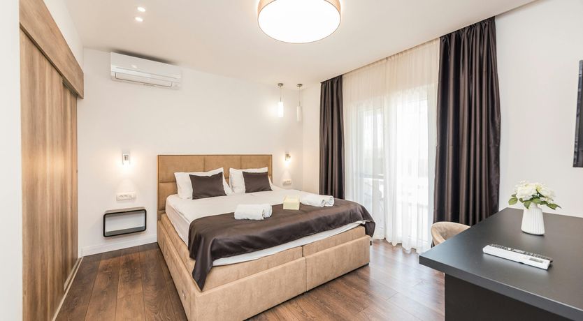 Photo of Lark's Song