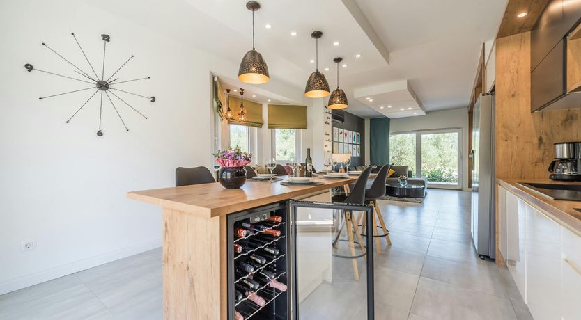 Photo of Lark's Song