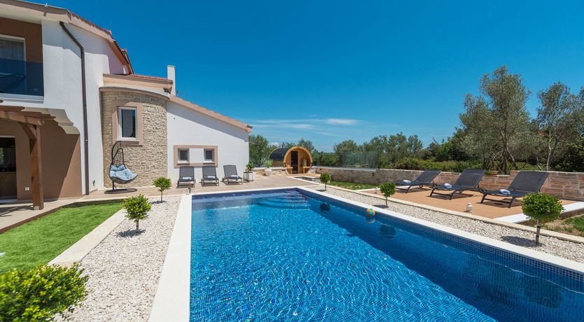 Photo of Lark's Song