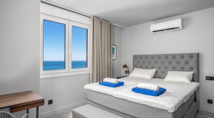 Photo of Golden Bliss