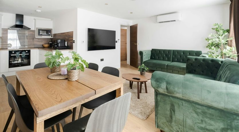 Photo of The Gem of the Street