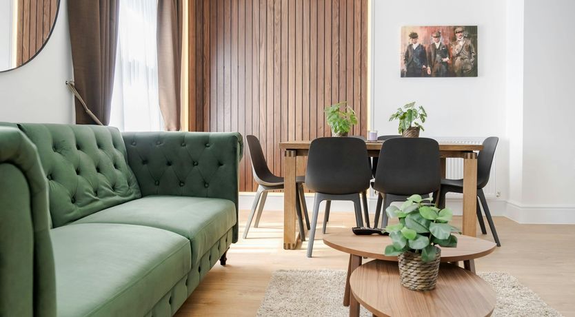 Photo of The Gem of the Street