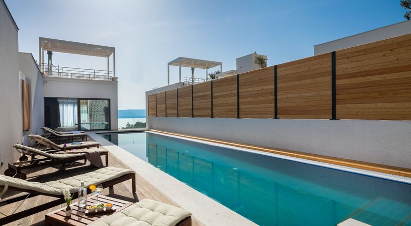 Photo of The Courtyard of Roses