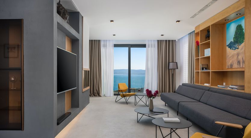 Photo of The Courtyard of Roses