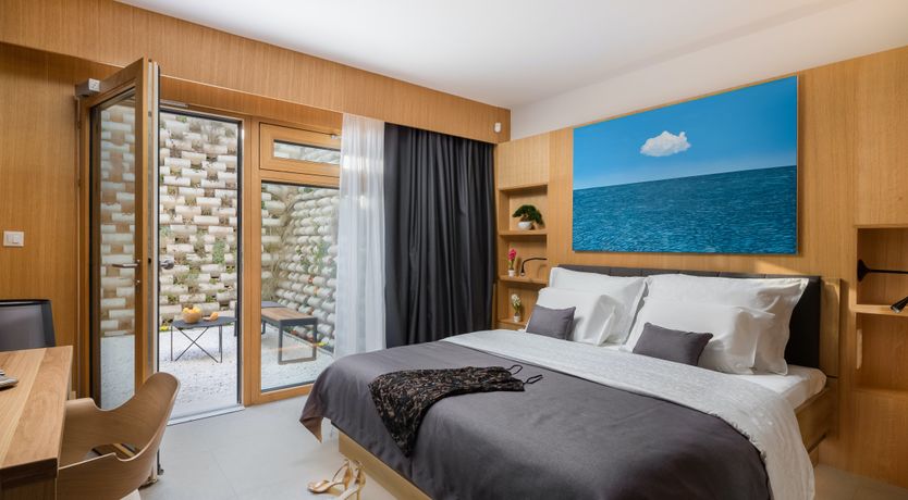 Photo of The Courtyard of Roses