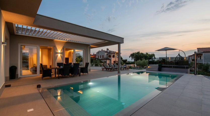 Photo of Serene Sunshine