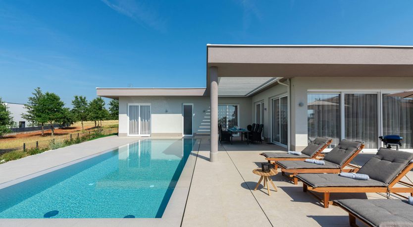 Photo of Serene Sunshine