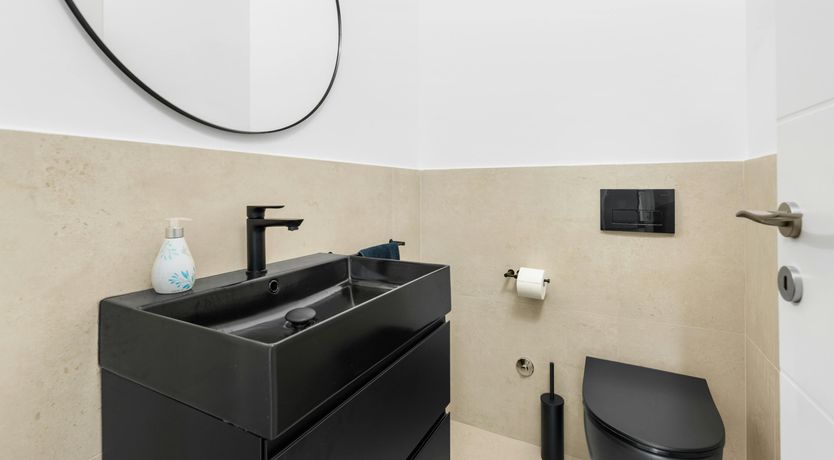 Photo of Serene Sunshine