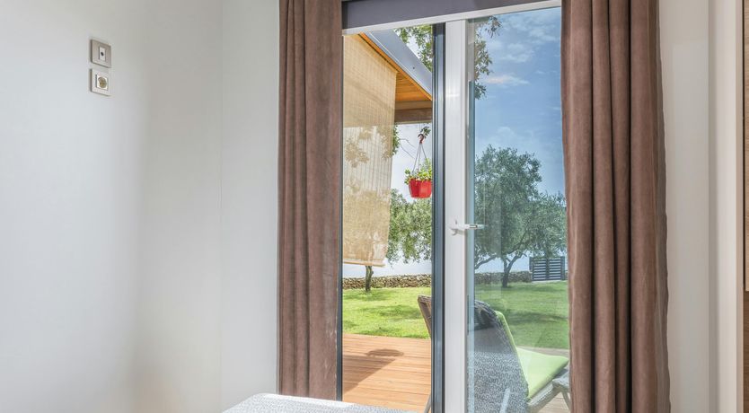 Photo of Silver-Hued Horizon