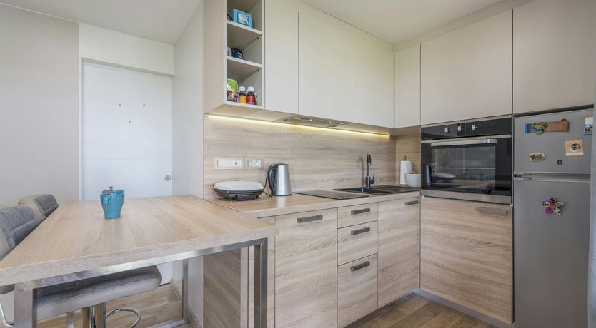 Photo of Silver-Hued Horizon